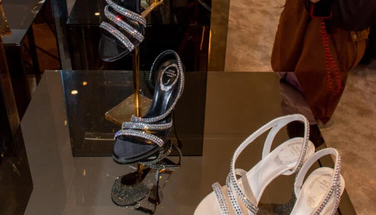 Milano Fashion Week: Eleganza e Artigianato Italiano alla Nuova Collezione di René Caovilla Fa Scintille a Milano.