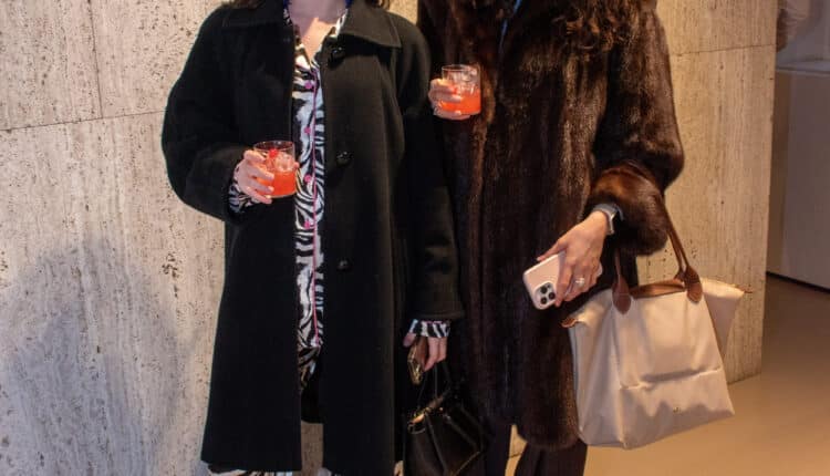 Milano Fashion Week: AGL presenta la Collezione A/I 24-25. Geometrie Imperfette e Raffinatezza Italiana.