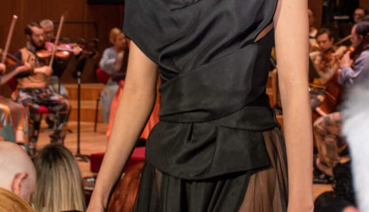 Francesca Liberatore presenta la sua collezione A\I 24-25 con una sfilata concerto al Conservatorio Verdi di milano