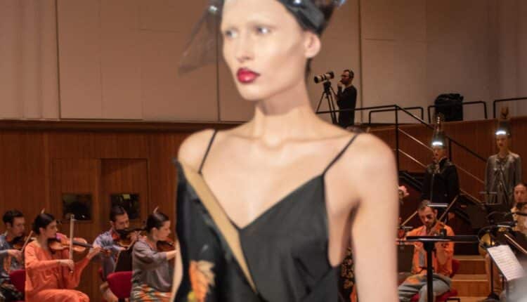 Francesca Liberatore presenta la sua collezione A\I 24-25 con una sfilata concerto al Conservatorio Verdi di milano