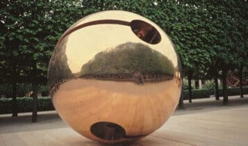 Pesaro 2024, sculture nella città 1971/2024. Dall'arte pubblica di Arnaldo Pomodoro allo spazio urbano di dieci giovani autori.