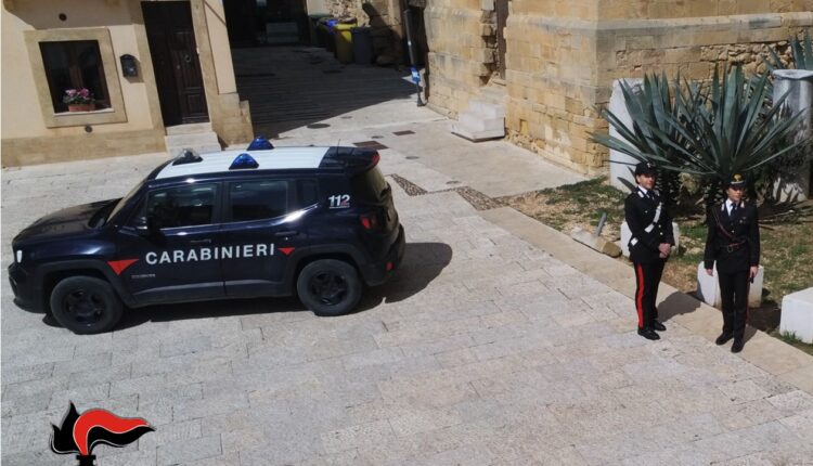 Salemi: svaligiano due appartamenti in centro storico, denunciati tre fratelli.