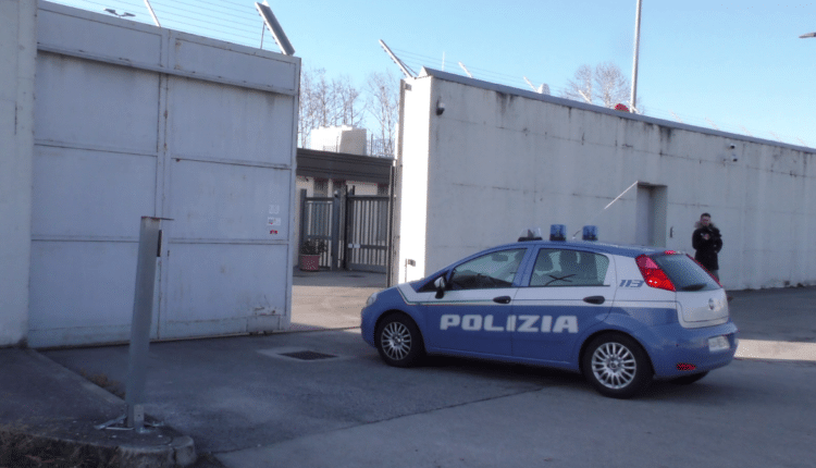 Polizia di Stato di Venenzia, espulso cittadino straniero sospettato di una serie di furti e spaccate effettuati nella città di Mestre e Maghera