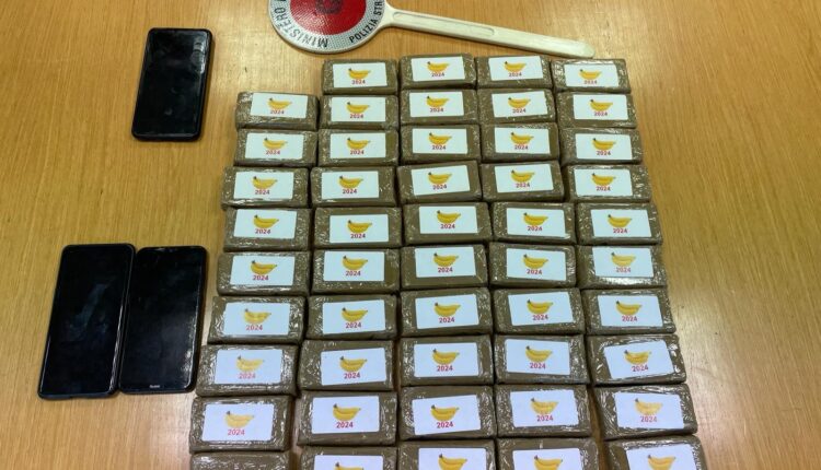 Sottosezione Polizia Stradale di Busto Arsizio, Olgiate Olona, sequestrati 49 panetti di hashish per un peso di 5 kg. 