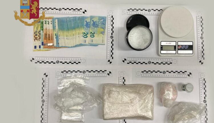 Trapani: la Polizia di Stato arresta un 51enne incensurato e sequestra 650 grammi di cocaina.