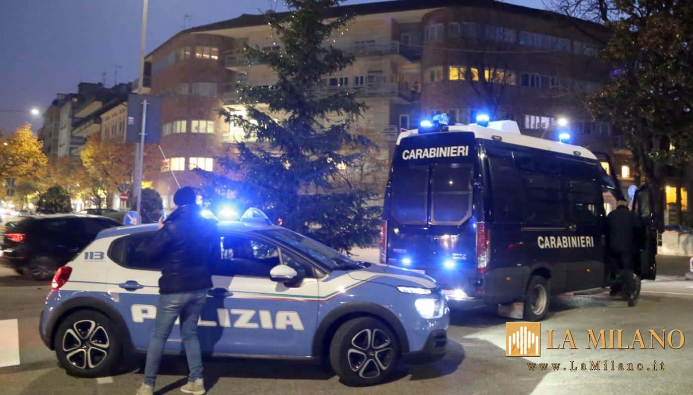 Udine: la Polizia di Stato e l'arma dei Carabinieri arrestano due albanesi colti nella flagranza del reato di furo in abitazione in Via Latina.