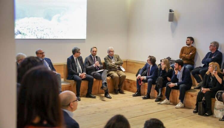 Maratea continua il tour per la presentazione della candidatura a Capitale Italiana della Cultura nel 2026. Milano accoglie la città a braccia aperte.