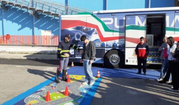 Terracina, incontro della Polizia di Stato con gli studenti dell'Istituto "Leonardo Da Vinci". Si è tenuta la Giornata sulla sicurezza stradale per sensibilizzare le nuove generazioni