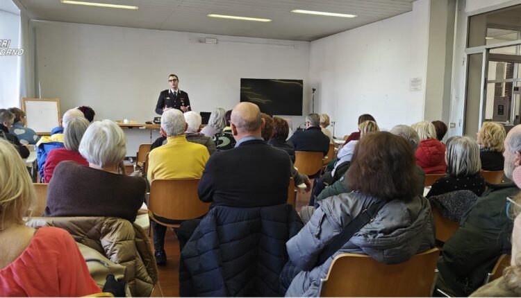 Livorno: incontri dei carabinieri con gli anziani, per fornire informazioni per la prevenzione delle truffe. Appuntamento l'8 febbraio.