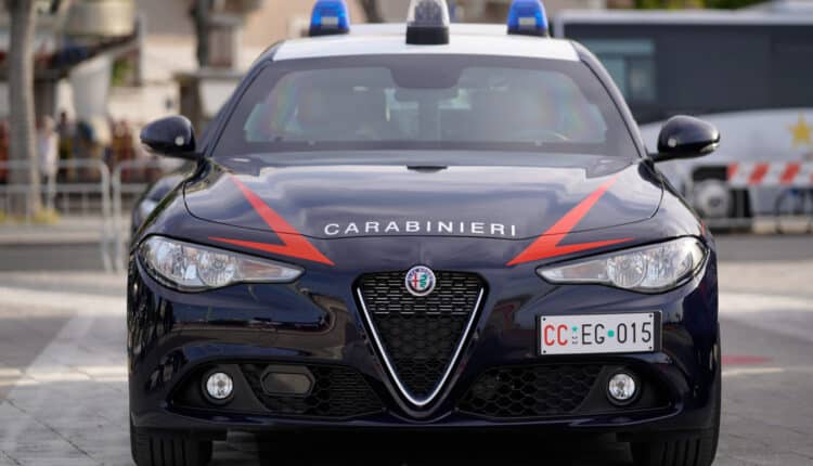 Mantova, zona Lunetta: i Carabinieri controllano esercizi pubblici. Titolare deferito in stato di libertà per impiego di manodopera clandestina.