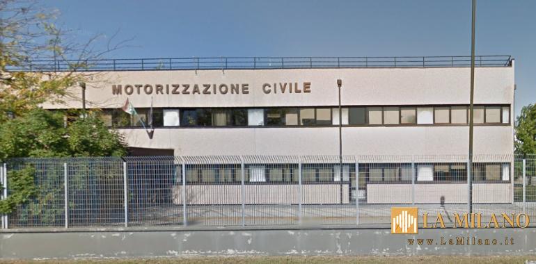 Cremona: tenta di barare alla Motorizzazione Civile. Un uomo denunciato per aver provato a superare l’esame della patente con l’aiuto dall’esterno