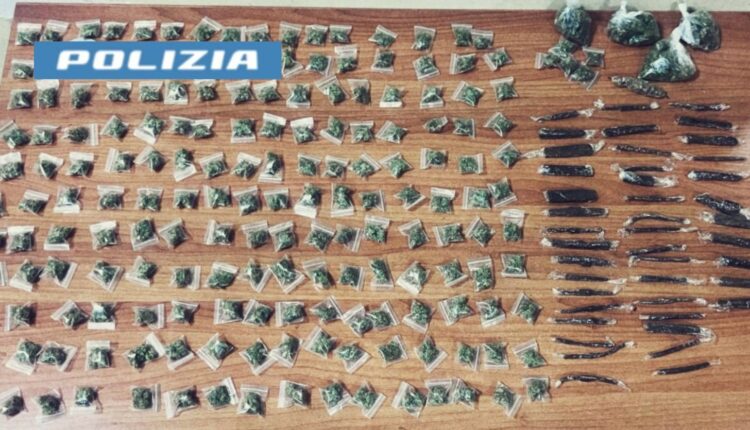 Rione Berlingieri, Napoli: scoperto con oltre mezzo chilo di droga. Un arresto della Polizia di Stato.