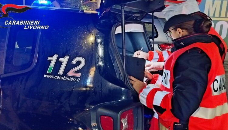 Portoferraio (LI), controlli dei Carabinieri. Fermato un cittadino marocchino senza patente con ordine di espulsione e due giovani in possesso di una modica quantità di hashish