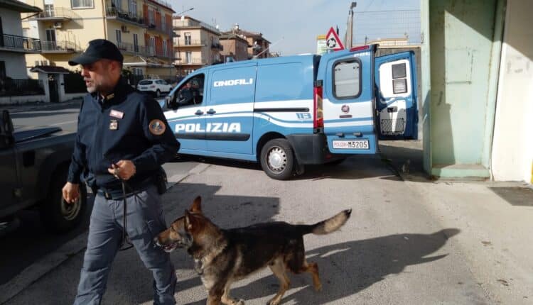 Aprilia: maggiore sicurezza in città, iniziano i servizi interforze ad Alto Impatto. Trovate armi e droga.