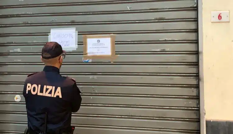 Genova, spaccio di stupefacenti: il Questore sospende la licenza per 10 giorni ad una sala scommesse di via Bobbio. Trovati circa 100 grammi di cocaina nascosti in un forno.