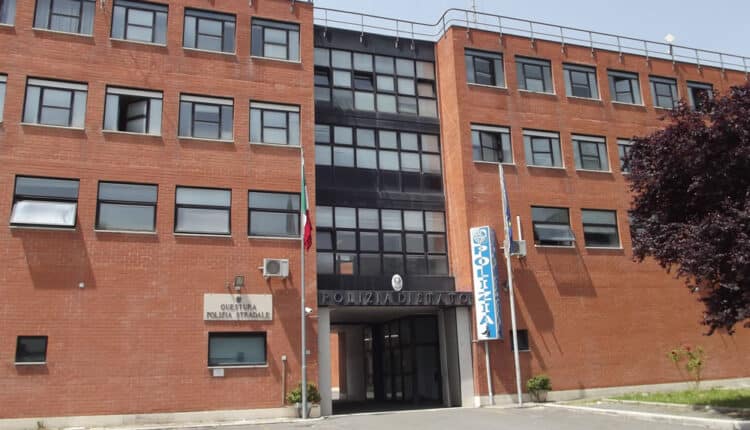 Questura di Rieti: Squadra Mobile denuncia reatino per sfruttamento e favoreggiamento della prostituzione.