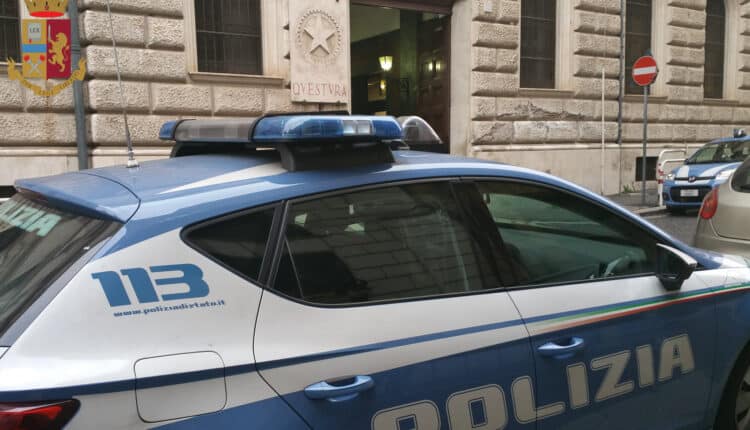 Ardea. Arrestata una coppia per detenzione ai fini spaccio di sostanza stupefacente. Sono stati trovati 87 Kg di hashish, 740 grammi di cocaina rosa, circa 8 grammi di cocaina bianca.
