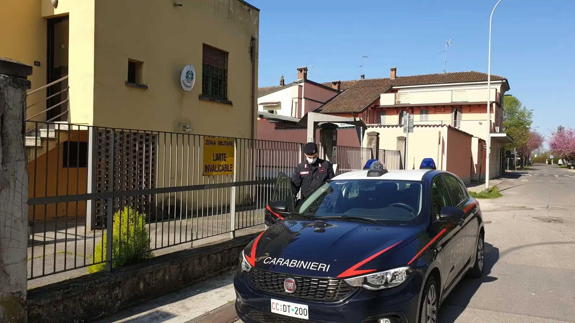 Romanengo, Cremona: i Carabinieri hanno denunciato una persona ritenuta responsabile di indebito utilizzo di carta di pagamento.