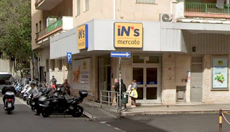 Genova: usa violenza per assicurarsi la fuga dopo aver rubato 21 forme di formaggio. Arrestato 26enne.