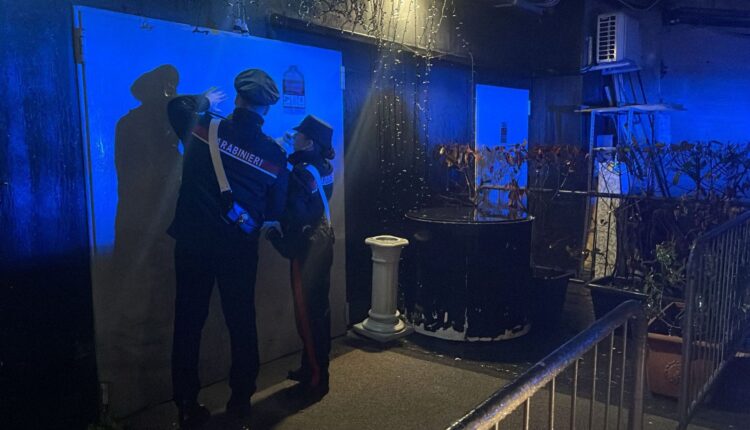 Rozzano, Milano: il Questore di Milano sospende la licenza per 15 gg al circolo La Kalle Club per aggressioni e risse ricorrenti all'interno del club.