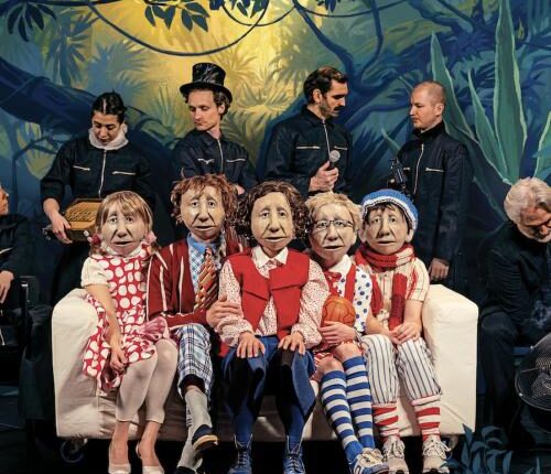 Stagione teatrate di Bari e Foggia 2023/24. Dal 5 al 6 marzo al Teatro Giordano e dal 7 al 10 marzo al Teatro Piccinni "Hokuspokus" di Familie Flöz.