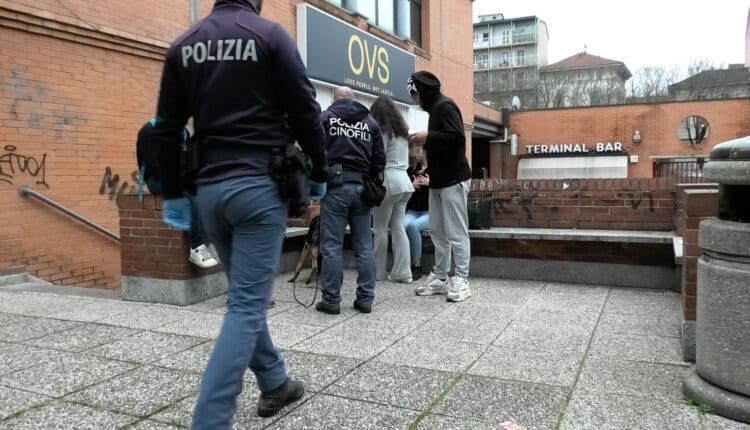 Pavia. Tentato omicidio nell'area commerciale Minerva di Pavia. Arrestati due cittadini stranieri di 21 e 17 anni. 