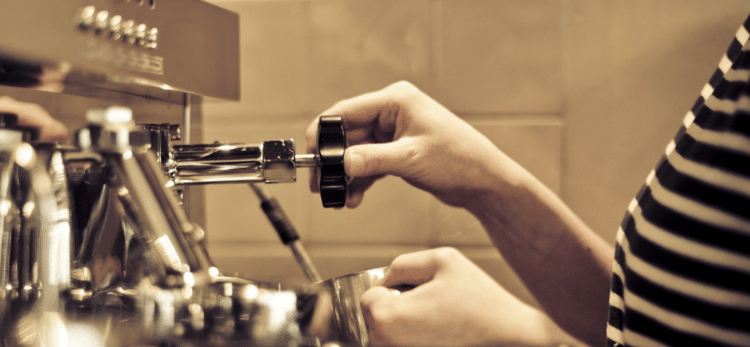 Allarme sui salari 5,7 milioni sotto gli 11mila euro l anno