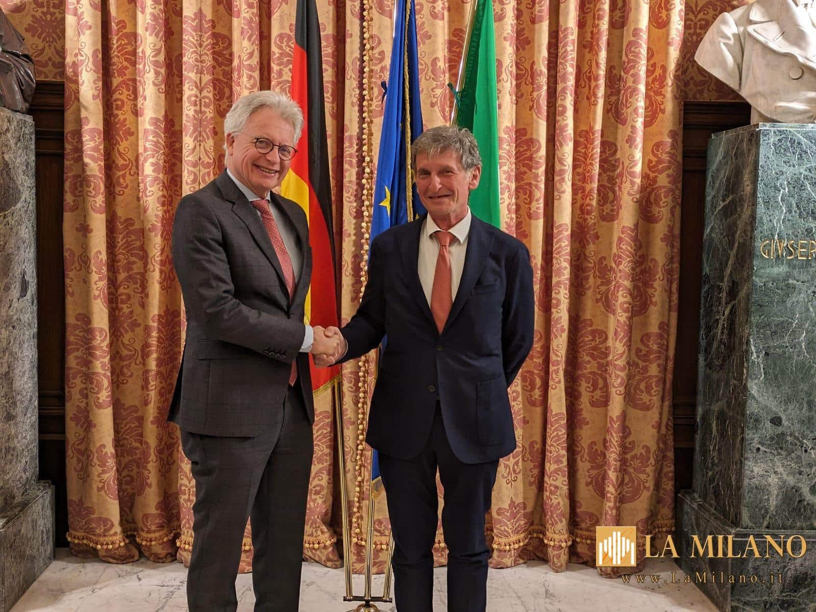 Bari: il Vicesindaco Eugenio Di Sciascio a colloquio con l'ambasciatore tedesco Hans-Dieter Lucas.