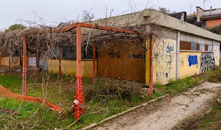 Bologna: piano da 100 milioni per le scuole, al via la demolizione dell'ex nido Turrini.
