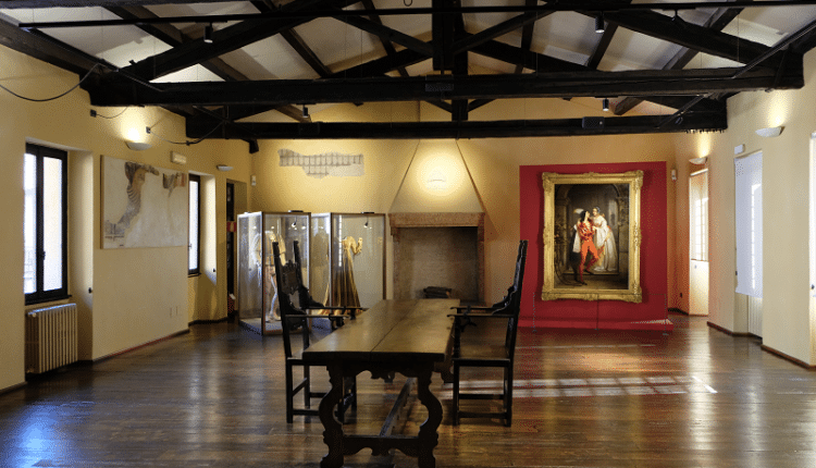 Verona, nuova esposizione nella Casa di Giulietta: ritrovato e acquistato il dipinto Romeo e Giulietta di Cosroe Dusi