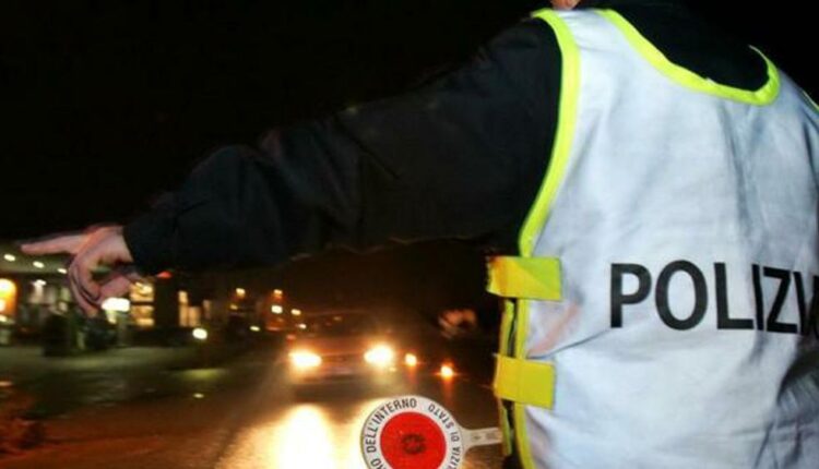 Controlli anti alcol e droga della Polstrada di Ravenna, fermati e controllati 58 veicoli.