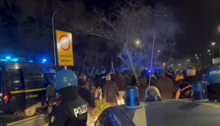 Cosenza: incontro di calcio Cosenza-Catanzaro, emessi provvedimenti di DASPO.