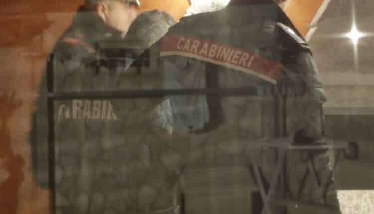 Riardo, Caserta. Agli arresti domiciliari il moldavo 25enne responsabile dell'omicidio di una 28enne, uccisa con un colpo di fucile al volto