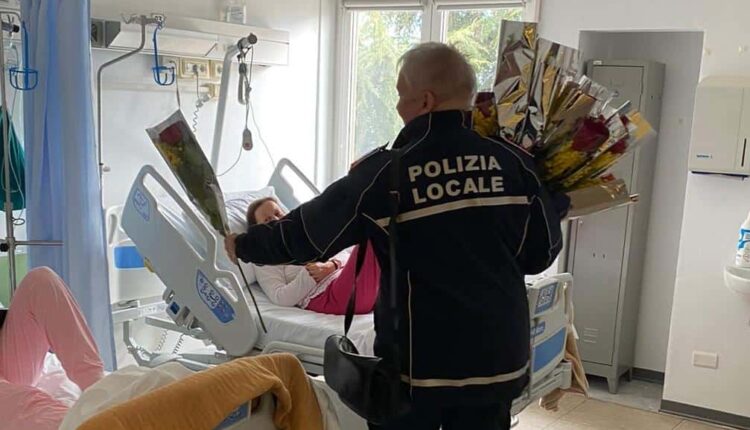 Aosta. Attività della Polizia Locale contro la vendita di fiori senza licenza: confiscati 279 bouquet distribuiti a ospedale e case di riposo del territorio comunale.