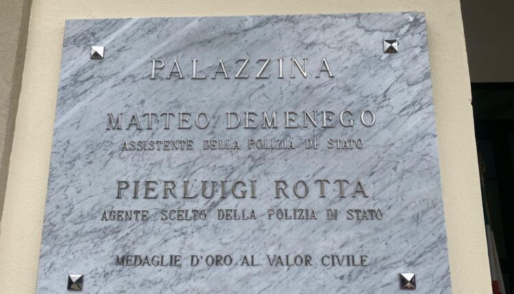 Vibo Valentia, intitolato un edificio della Scuola Allievi Agenti della Polizia di Stato alla memoria dell'Assistente Matteo Demenego e dell'Agente Scelto Pierluigi Rotta.