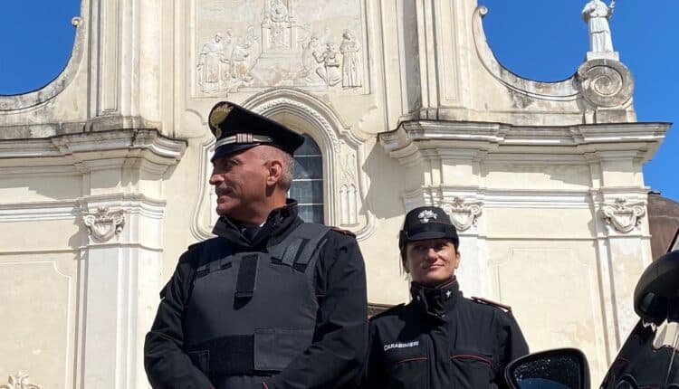 Caserta, perseguita la collaboratrice e le telefona 170 volte in due giorni: 49enne arrestato dai carabinieri per atti persecutori