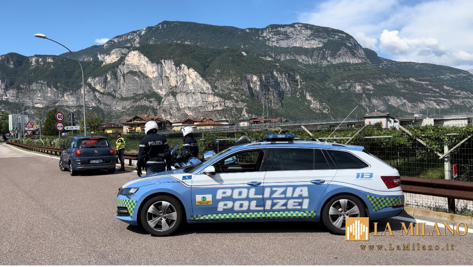 Bolzano. Presa la banda dello "Jammer": fermati due cittadini peruviani per i furti su auto in sosta in autostrada.