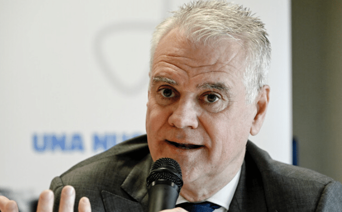 Il ministro Zangrillo incontra i neoassunti del Comune di Caivano