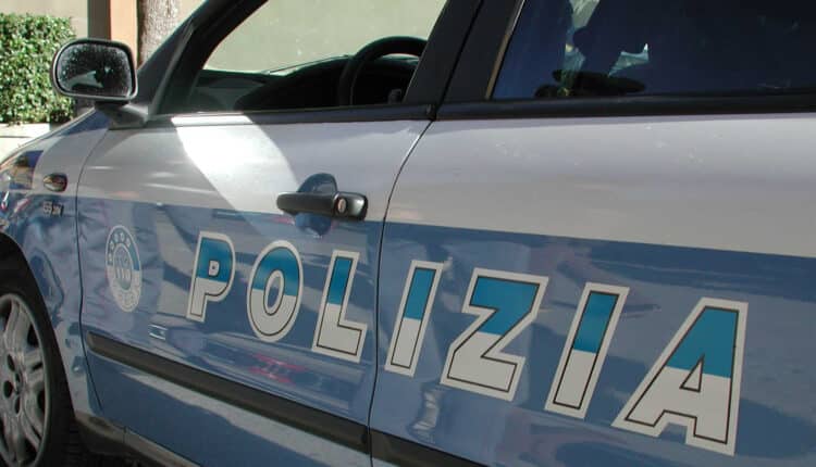 Lecce: la Polizia di Stato arresta un incensurato in trasferta dopo una truffa ad un'anziana signora.