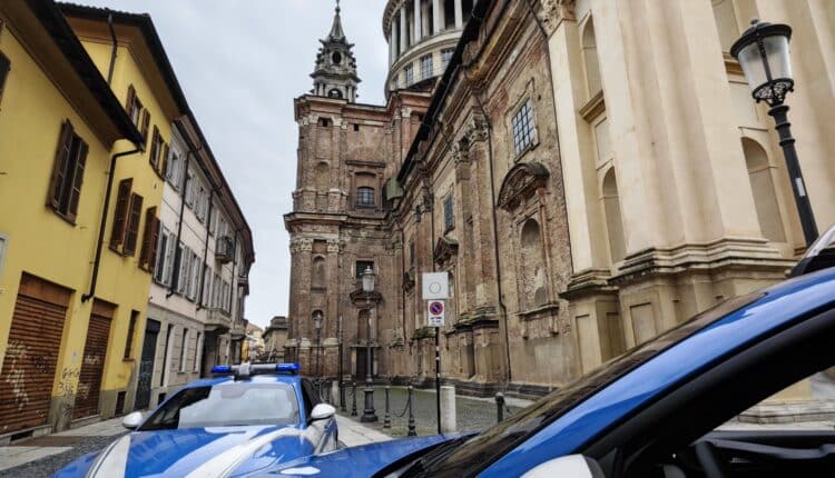 Novara: si intrufola in casa della ex dopo ripetute minacce e aggressioni, arrestato.