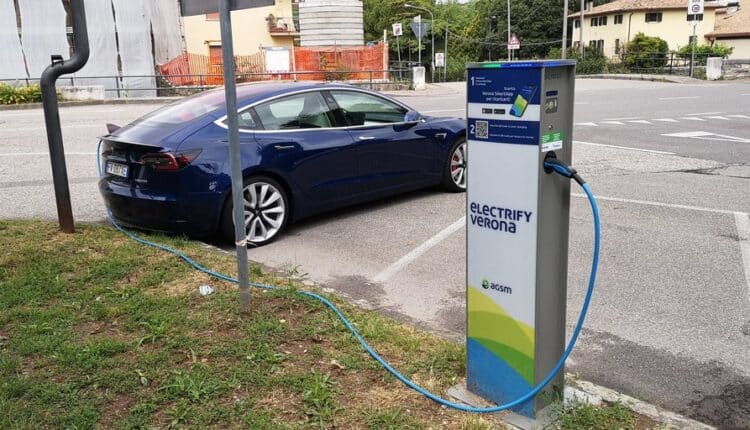 Verona: approvato il piano della mobilità elettrica