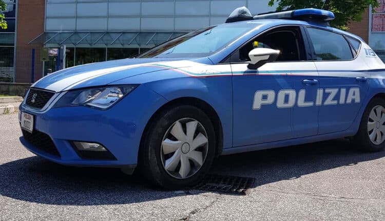 Ravenna: trovato in possesso di 1 etto di droga durante un controllo, arrestato dalla Polizia di Stato.