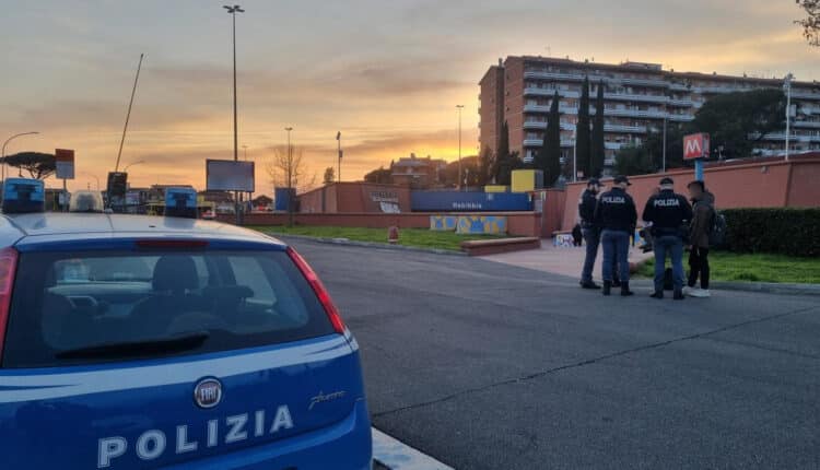 Roma: controlli straordinari della Polizia di Stato, eseguito un mandato d'arresto europeo nei confronti di un 40enne di origini polacche.