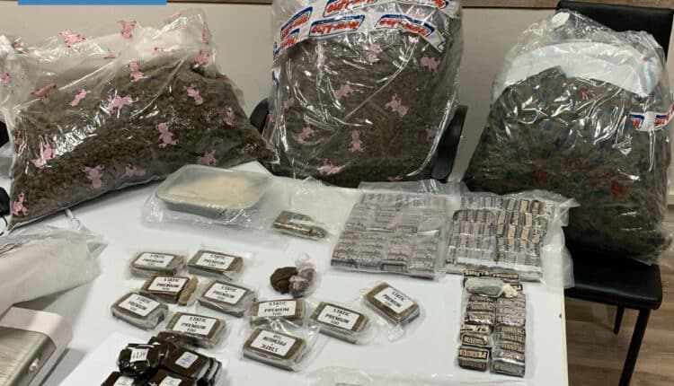 Roma: la Polizia di Stato contrasta lo spaccio di stupefacenti, sequestrata droga e più di 10 mila euro in contanti.