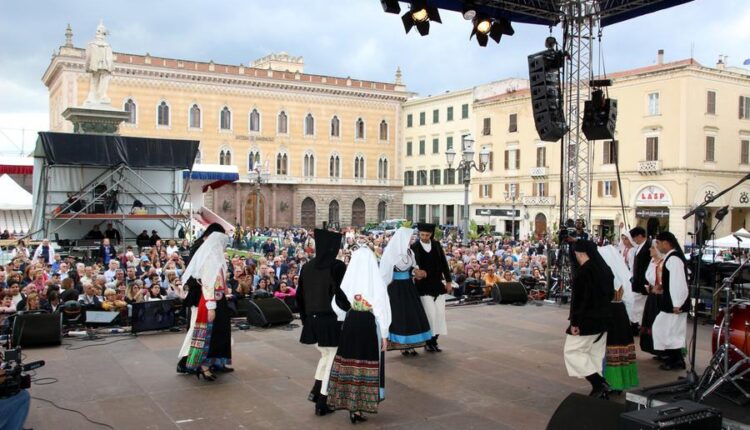 Sassari: Cavalcata Sarda, aperti i termini per partecipare a sfilata, canti e danze.