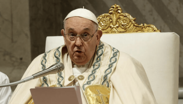 Veglia di Pasqua, Papa Francesco Desideri di pace spezzati dalla crudeltà dell odio