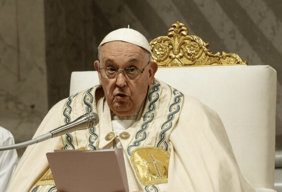 Veglia di Pasqua, Papa Francesco Desideri di pace spezzati dalla crudeltà dell odio