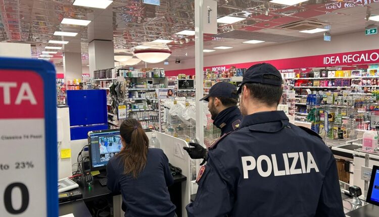 Como, derubava i negozi di "Acqua&Sapone". Identificato e denunciato dalla Polizia di Stato