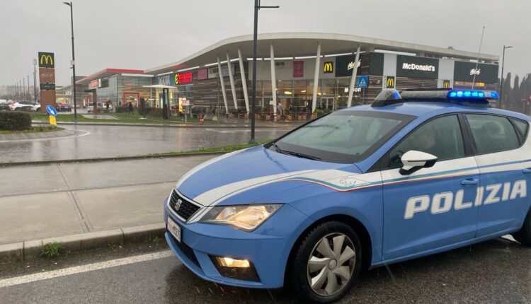 Udine, dichiara false generalita e si dà alla fuga. Arrestato 31enne con divieto di avvicinamento alla sua ex compagna ed alla sua famiglia