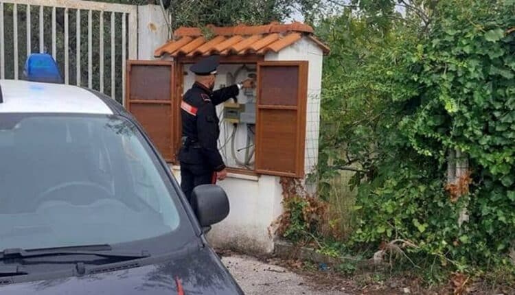 Vittoria, Ragusa. Controllo straordinario del territorio: 4 persone arrestate per furto di energia e 1 persona arrestata per detenzione di 200 gr. di cocaina.